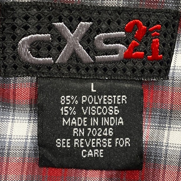 CSX 21 Blurred Lined Plaid Button Down Shirt - Picture 7 of 8